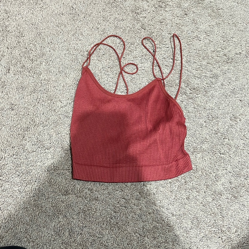 red cropped tank top